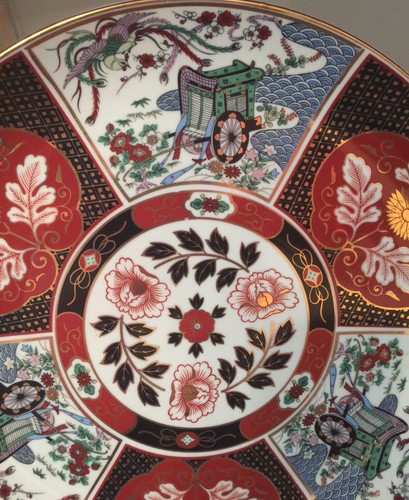 Exklusiv Design Noritake Japanese Hand Painted Porcelain 14” Display Plate&Stand