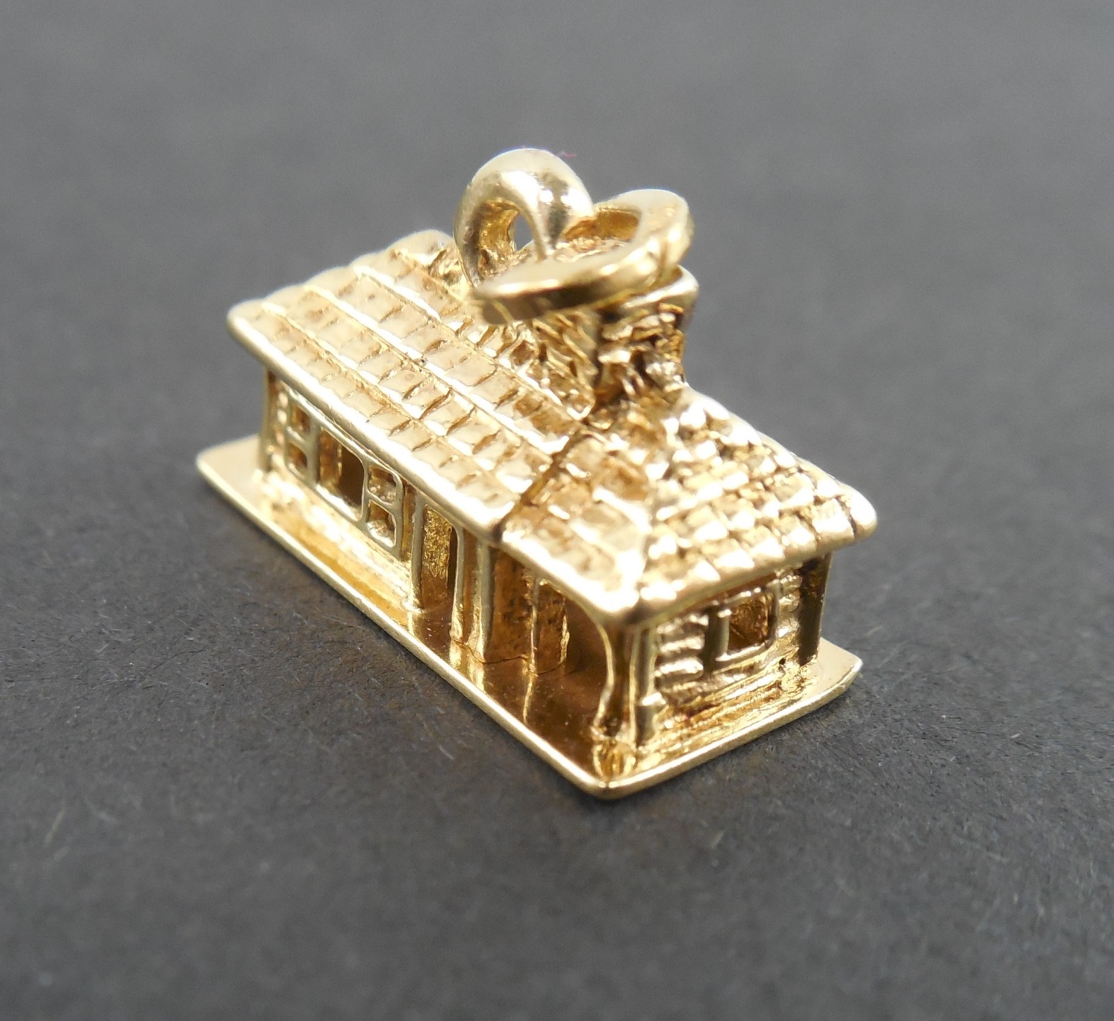 Vintage -Beau Sterling - Ranch House - With Original Jump Ring -Vermiel 3D Charm