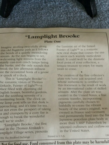 Thomas Kinkade's Lamplight Village;