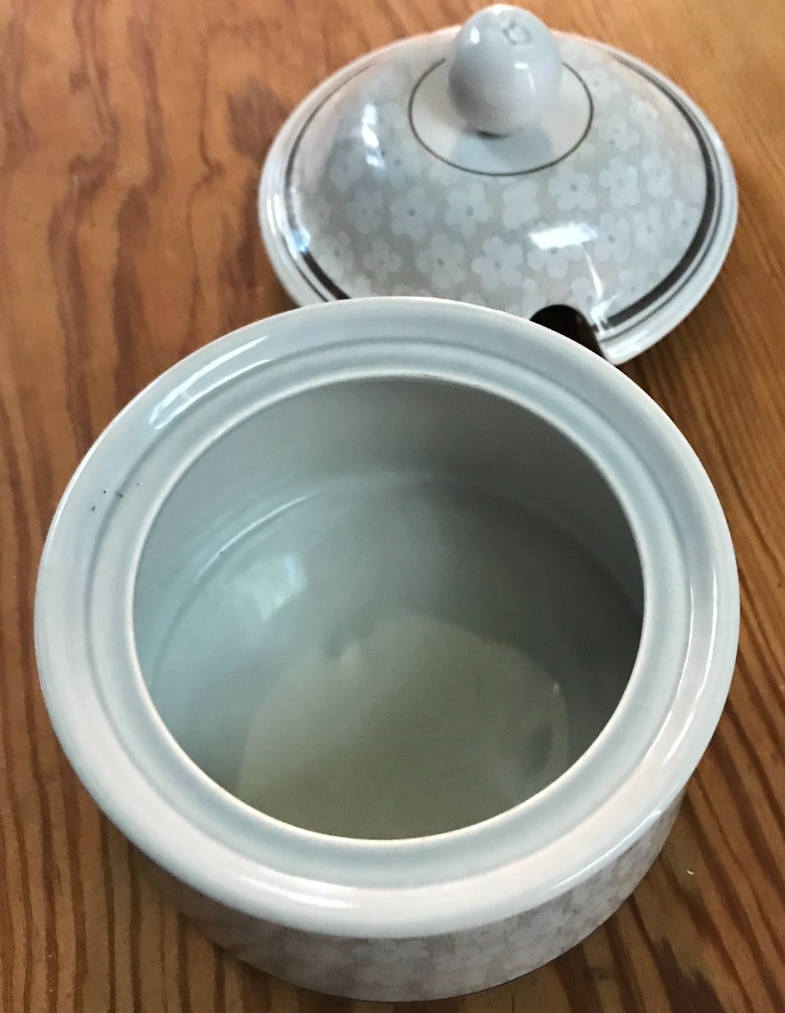 DALARNA Villeroy & Boch COVERED SUGAR BOWL 4.25