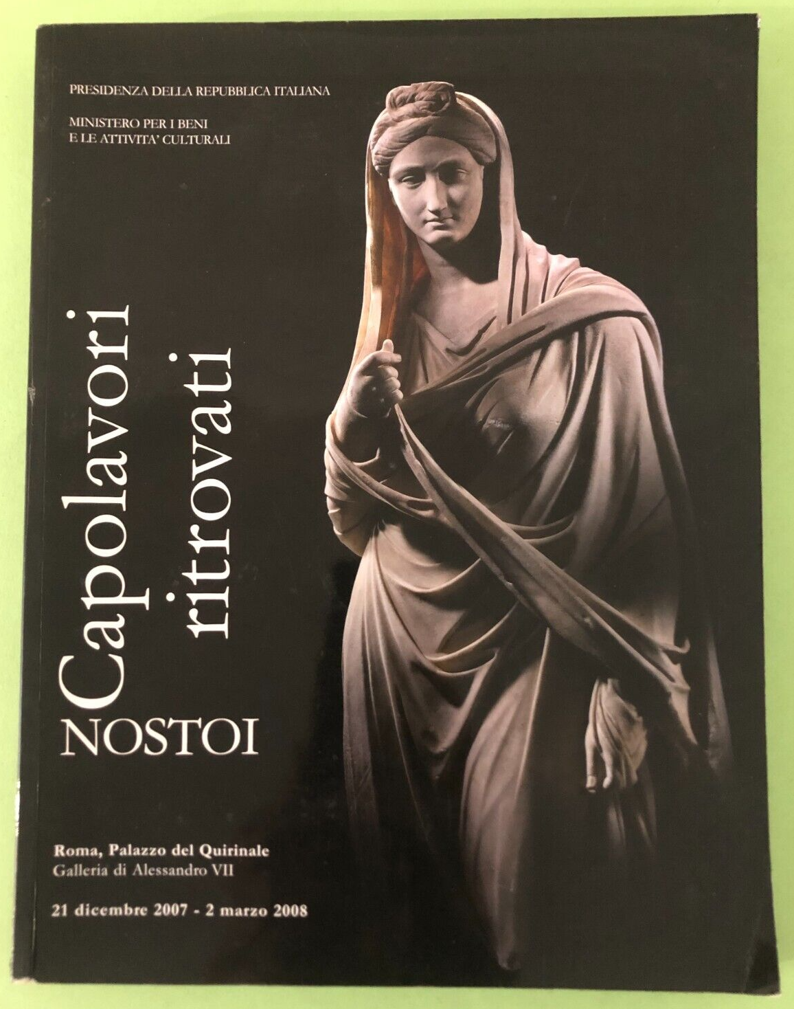 書 CAPOLAVORI ITALIANI NEL MONDO 書 CAPOLAVORI ITALIANI NEL MONDO Italian Art Book Collection