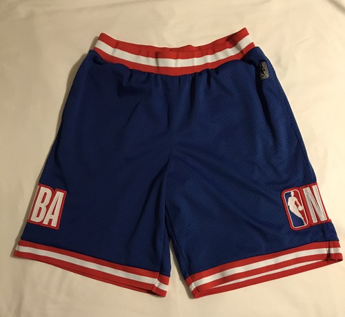 NBA Basketball Athletic Shorts Men's Size L Blue White Red