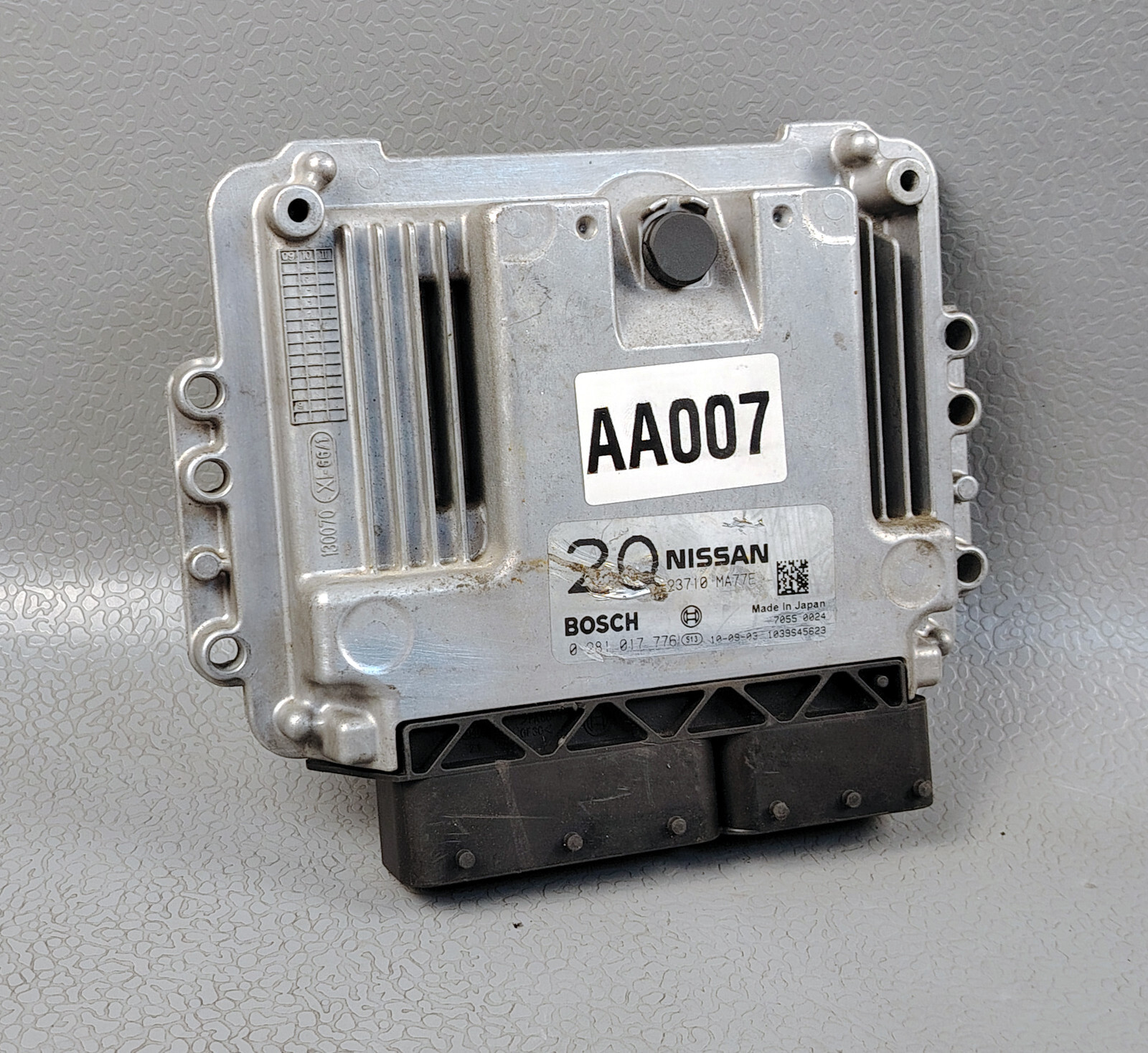 NISSAN ATLAS 208 ZD30DDTi 2TON M/T Engine CONTROL MODULE ECM