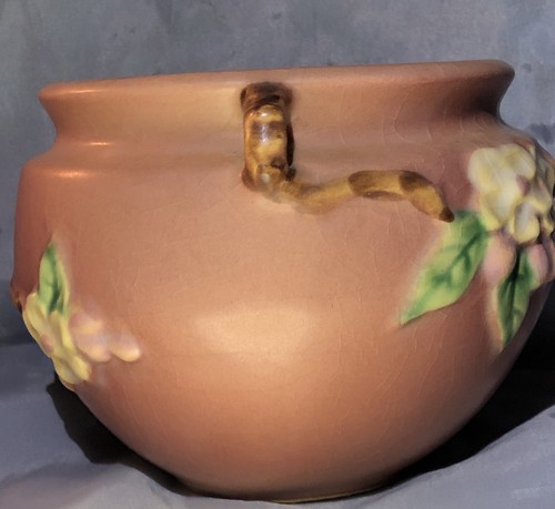 ROSEVILLE POTTERY 