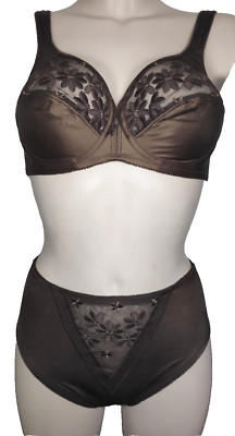 Felina Swiss Broidery 555 Bra Underwired Set Gr.75C UK 34C + Midi Letter M/40 -