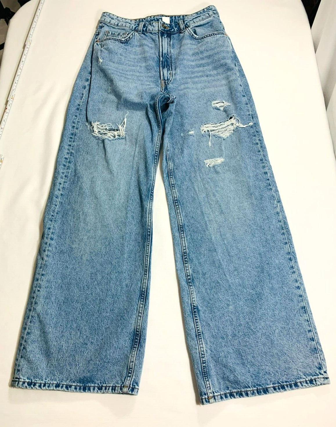 Womens 8 Blue Skinny Distressed Wide Leg 5 Pocket Denim
