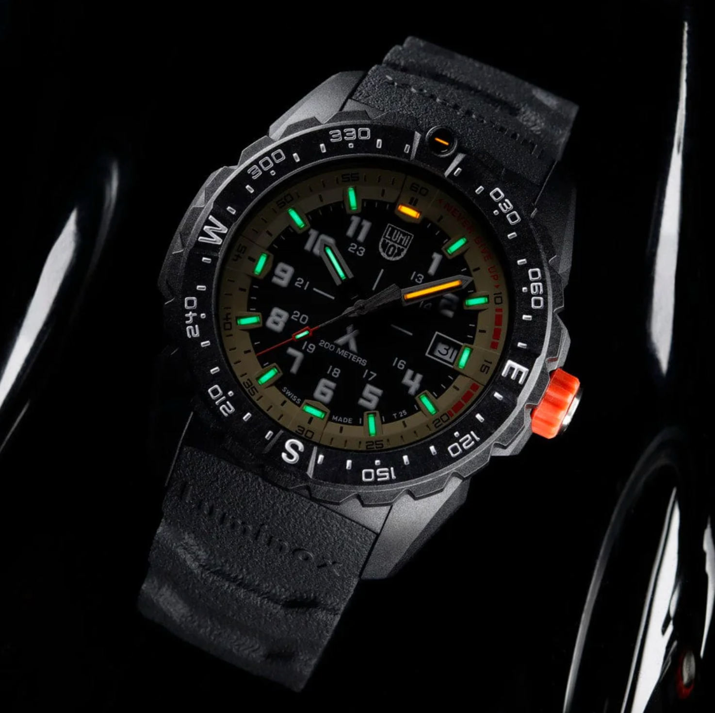 Pre-owned Luminox Xb.3731 Bear Grylls Survival Mountain Beige Rubber 43 Mm Men's Watch