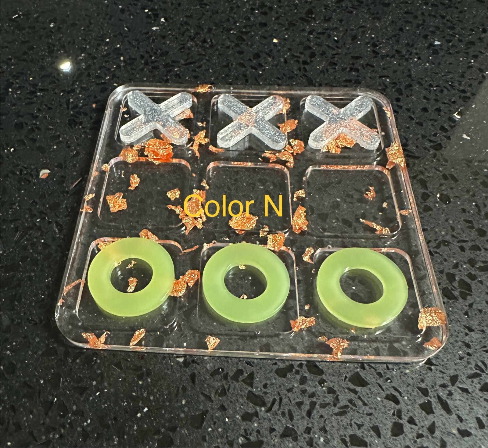 BRAND NEW HANDMADE RESIN DECORATIVE TIC TAC TOE GAME COLOR