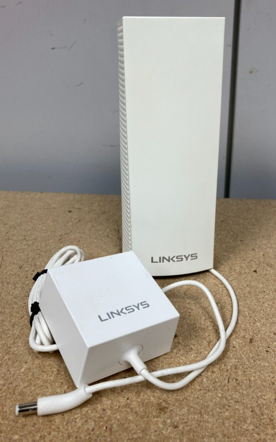 Linksys WHW03 - Tri-Band Intelligent Mesh WiFi 5 System v2