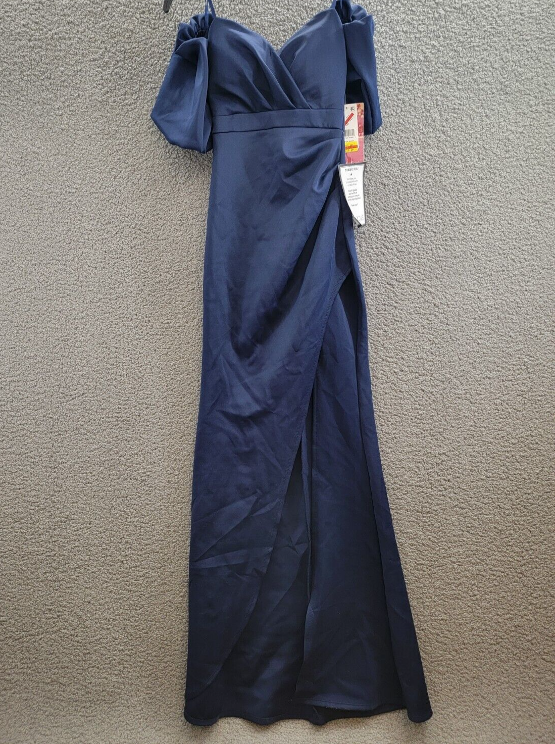 Emerald Sundae Off-the-Shoulder Slit Gown Juniors' XS Navy Sweetheart Neck S/S - Picture 2 of 17