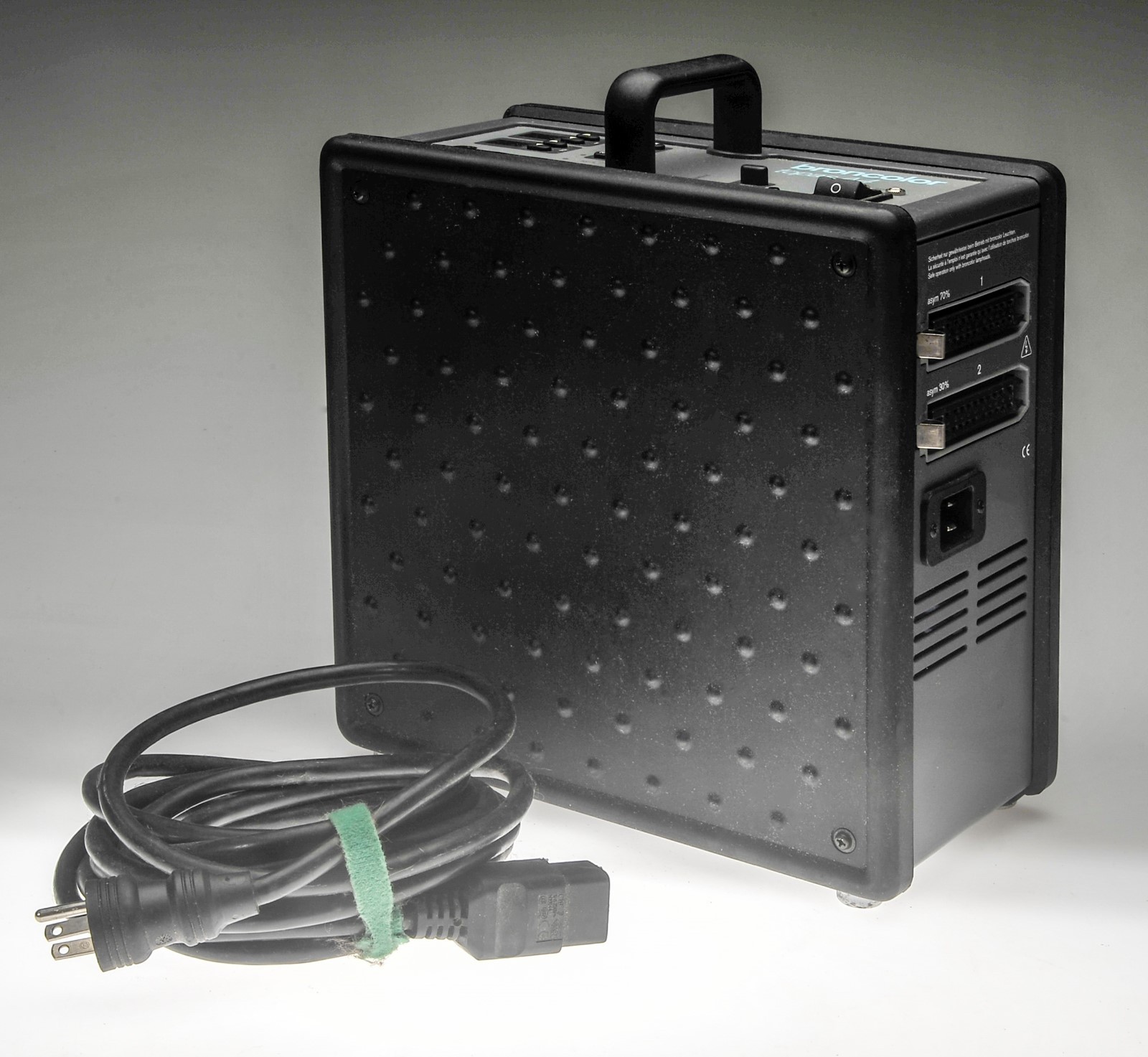 Broncolor Topas A4 3200ws Bi-Voltage Professional Studio Power Pack w/Power Cord