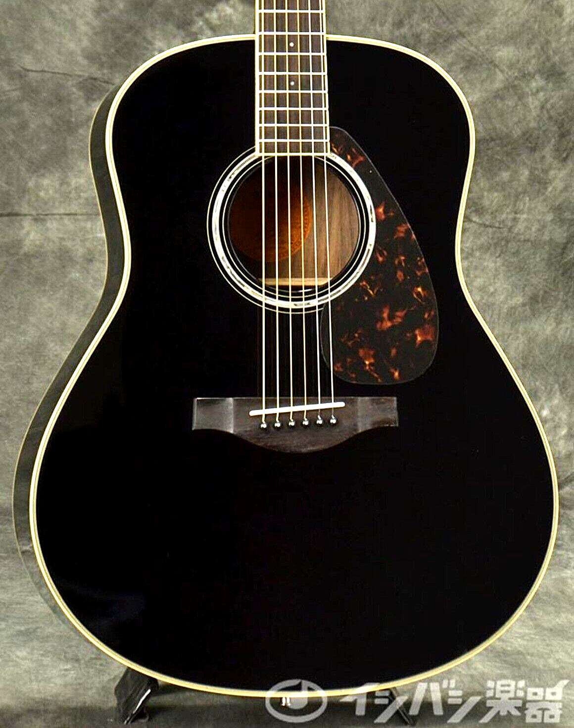 Yamaha LL-6 ARE Electric Acoustic Guitar Black w/gig bag Yamaha LL-6 ARE Electric Acoustic Guitar Black w/gig bag