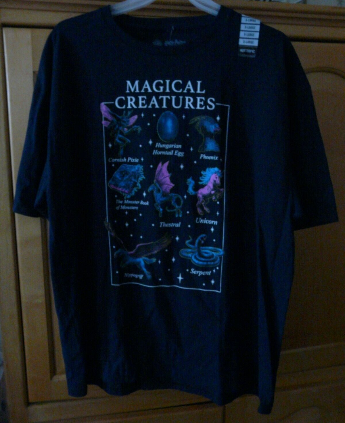 

ЖЕНСКАЯ ФУТБОЛКА ИЗ ХЛОПКА S/S С ЛИЦЕНЗИЕЙ «ГАРРИ ПОТТЕР ВОЛШЕБНЫЕ СУЩЕСТВА» ФУТБОЛКА, Navy blue multicolor