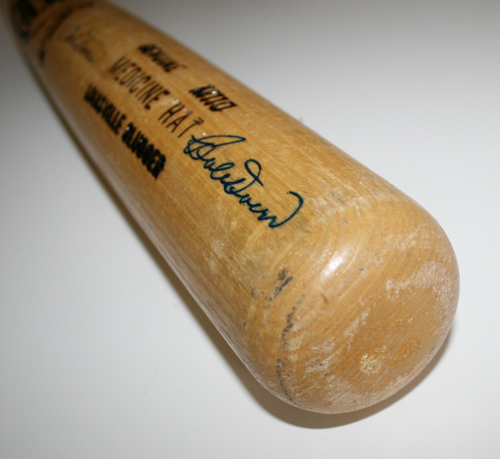 BOBBY DOERR AUTOGRAPHED 35