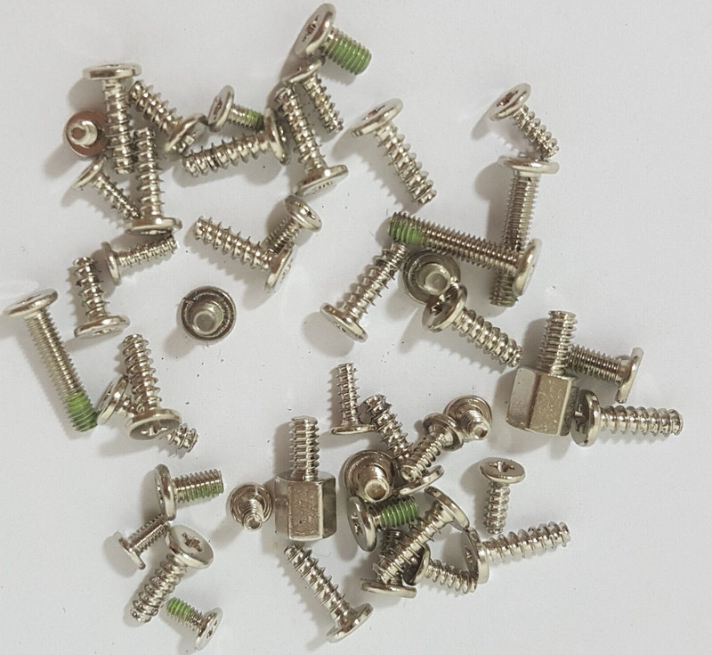 Screws Schrauben Vom Zerlegen Aus Notebook Fujitsu Lifebook E751 E781