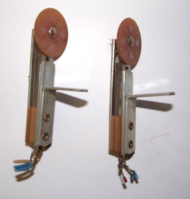 Gottlieb CLEOPATRA Pinball Machine * Double Star Rollovers & Round Targets