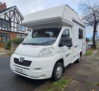 Elddis Autoquest 100 - 2008 - End Kitchen - FOR SALE