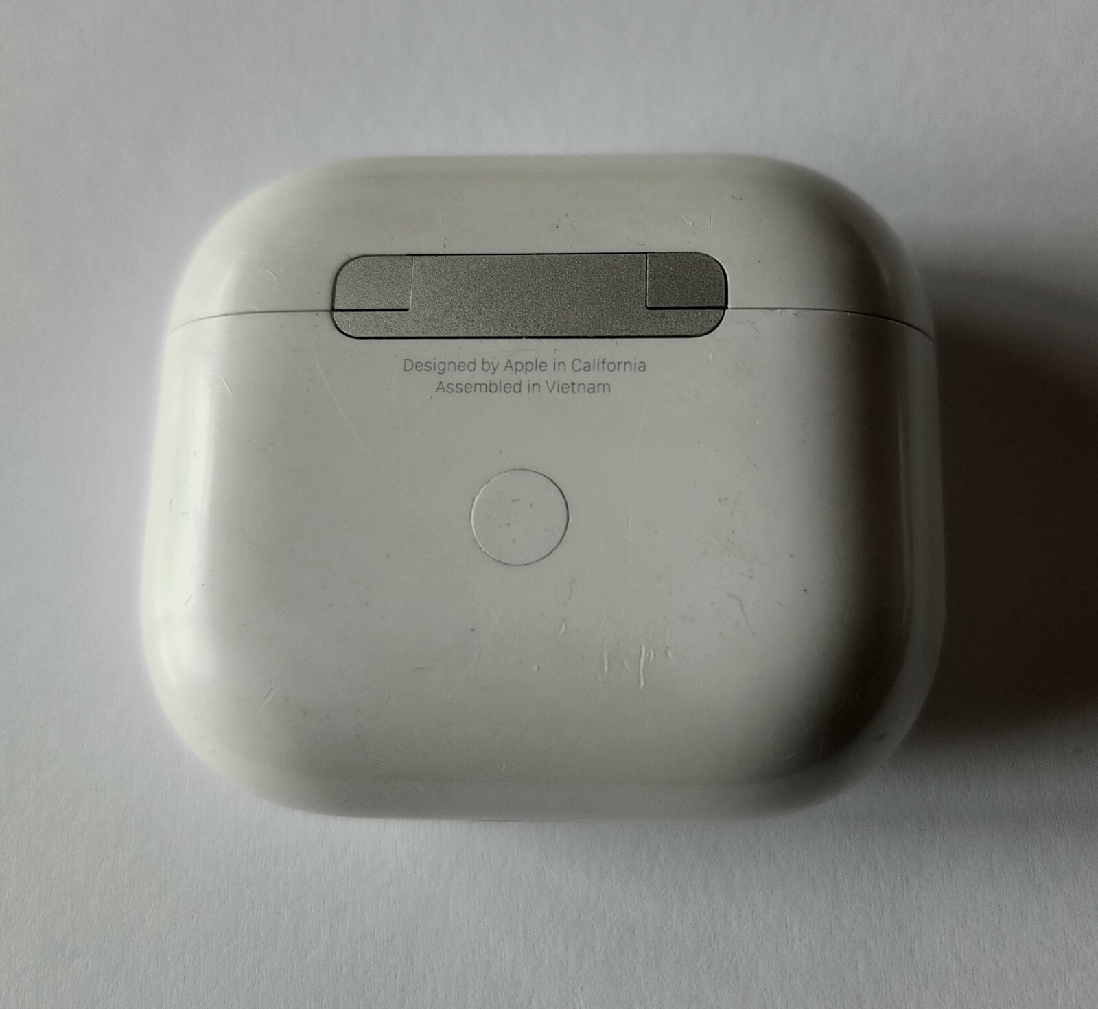 Original 3RD GEN Apple AirPods CHARGING CASE ONLY Gen 3 A2897 (NOT MAGSAFE) Original 3RD GEN Apple AirPods CHARGING CASE ONLY Gen 3 A2897 (NOT MAGSAFE)