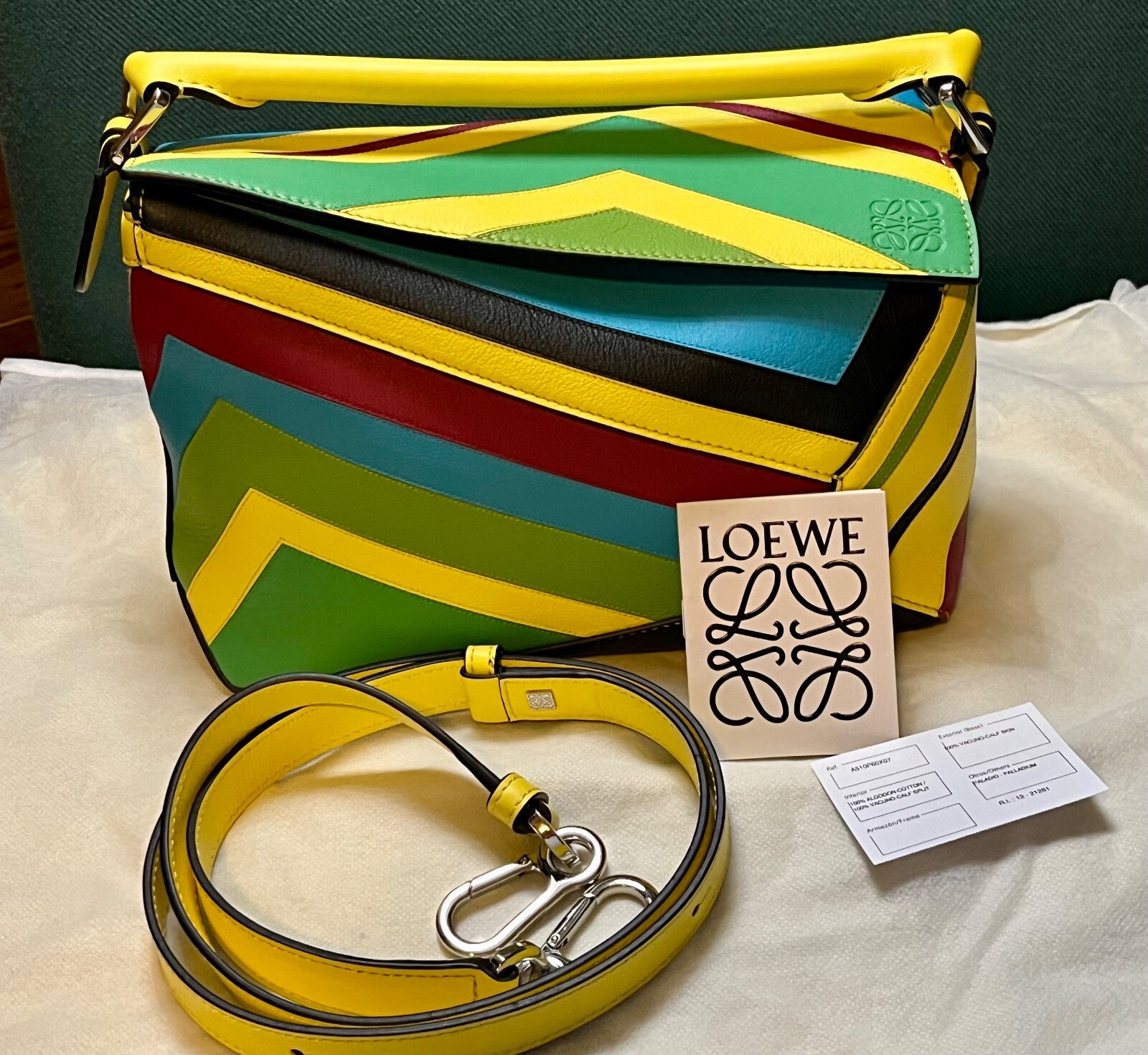 LOEWE ベルト ベージュ レザー 保存袋付き LOEWE ベルト ベージュ レザー 保存袋付き 小物