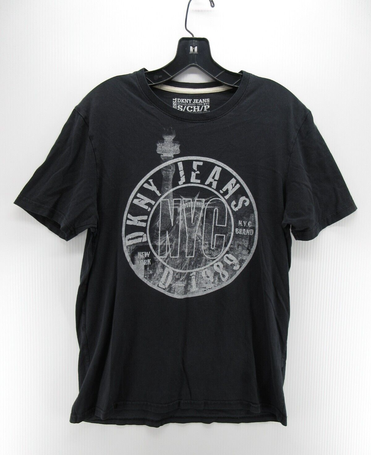 DKNY Shirt Men Small Black Pullover NYC Statue Of Liberty