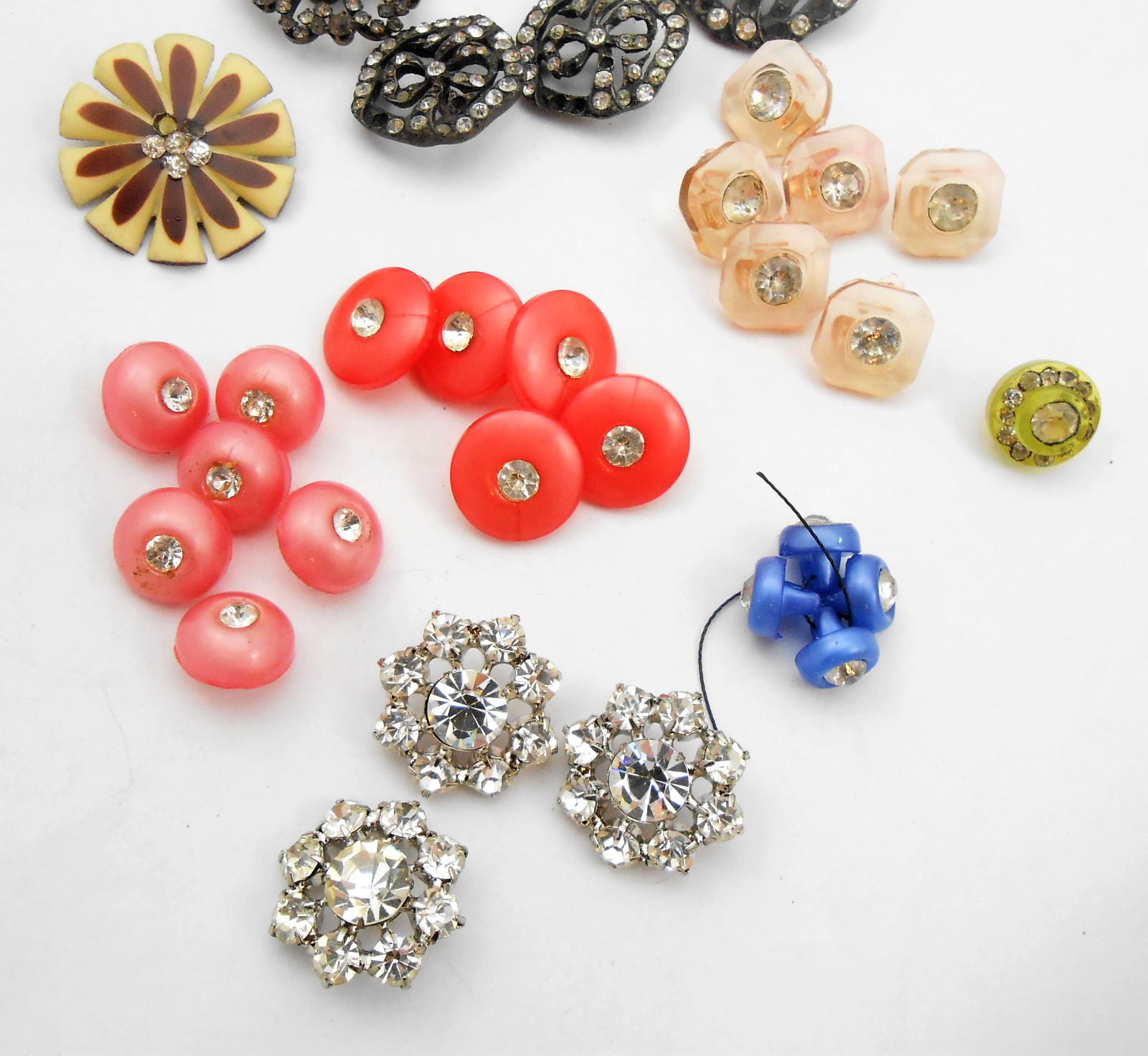 GENUINE Old Vintage 1950s RHINESTONE BUTTONS LOT Pinks, Blues, Sets