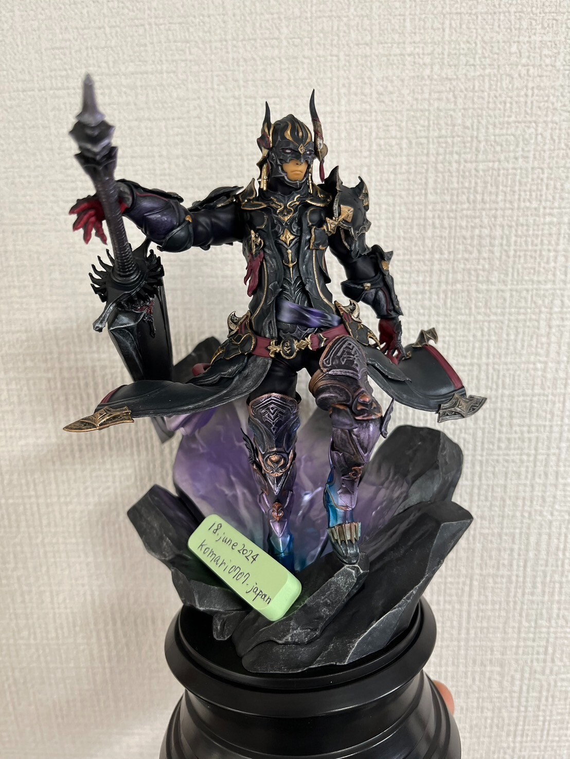 THE DARKKNIGHT RISE　クリスタルオブジェ THE DARKKNIGHT RISE クリスタルオブジェ Final Fantasy XIV
