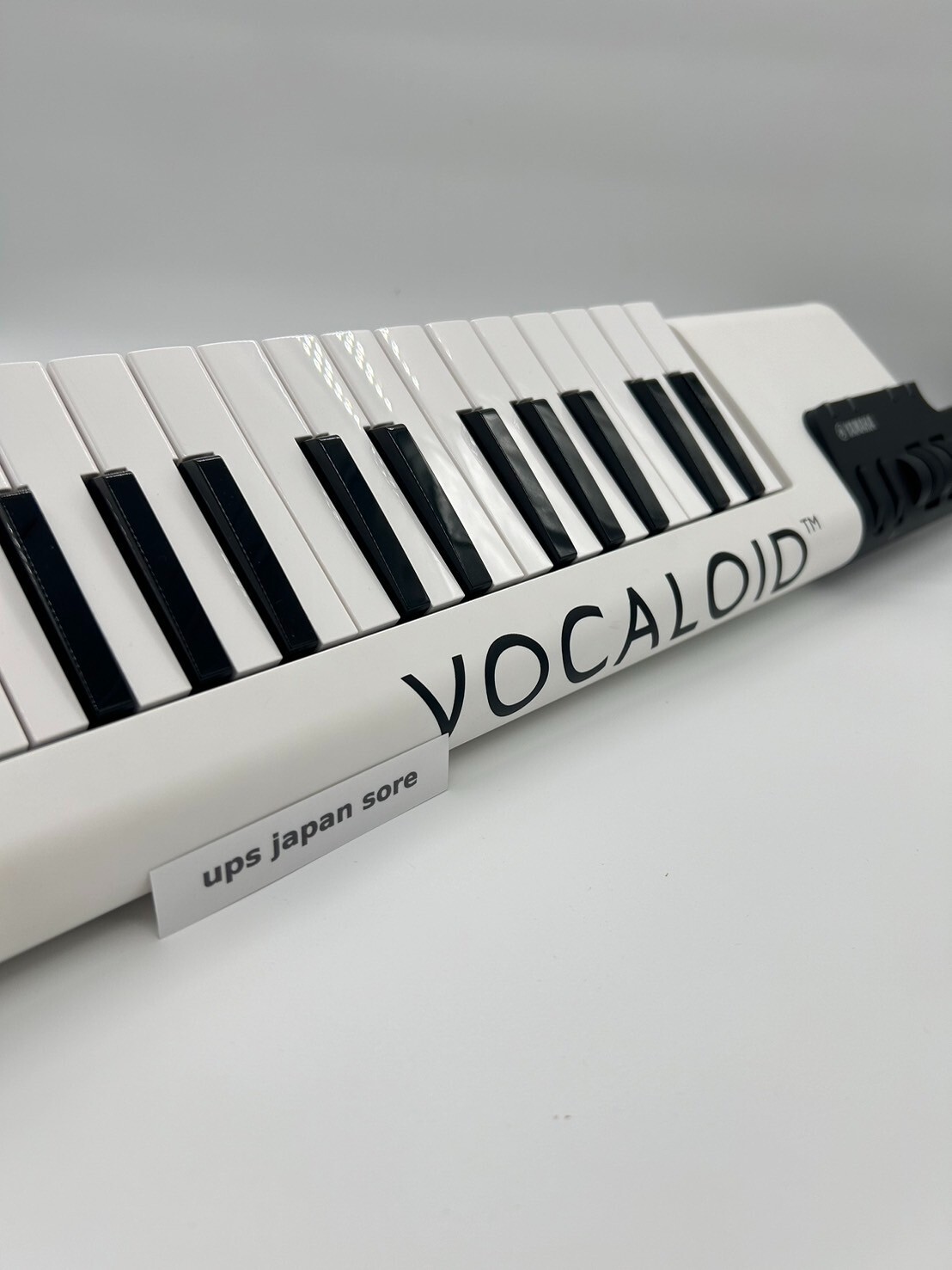 Yamaha VKB-100 VOCALOID Keyboard Keytar Digital Instrument