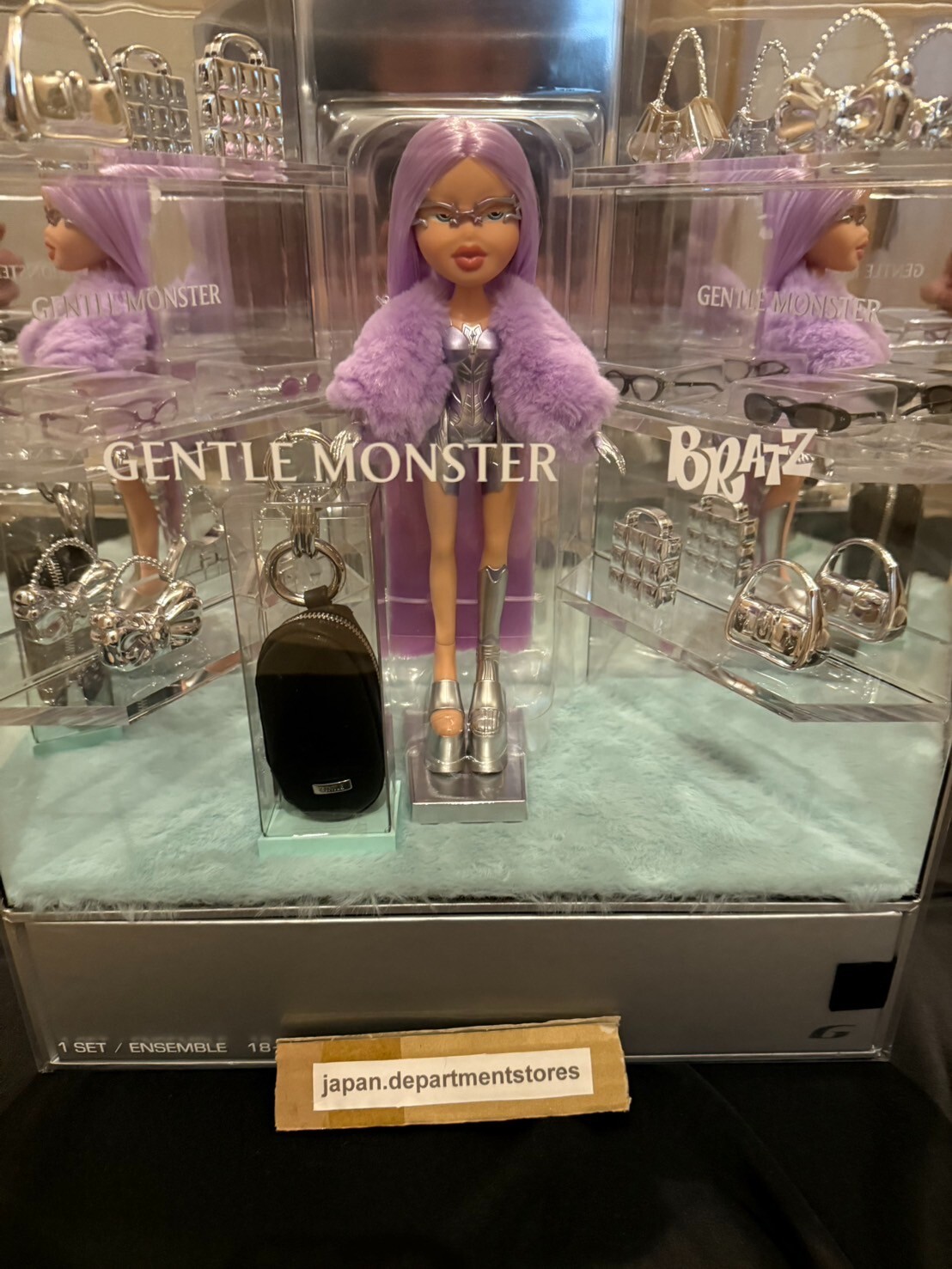 完売Gentle Monster Bratz Pico 02 Pocket ピコ Gentle Monster x Bratz Pico 02(V) Violet Oval Glasses Doll