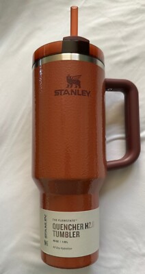 NEW Stanley 40oz H2.0 Quencher Tumbler Hammertone Clay