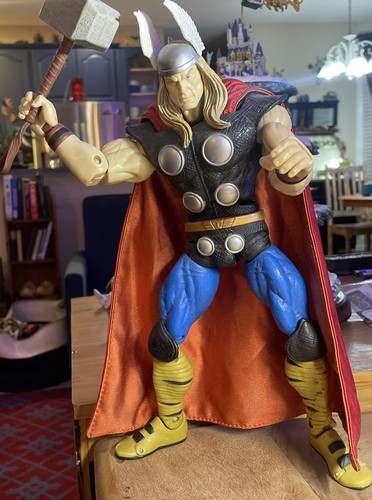 06'HASBRO/MARVEL LEGENDS ICONS“THOR” Marvel Legends Icons Series 2006 THOR 12