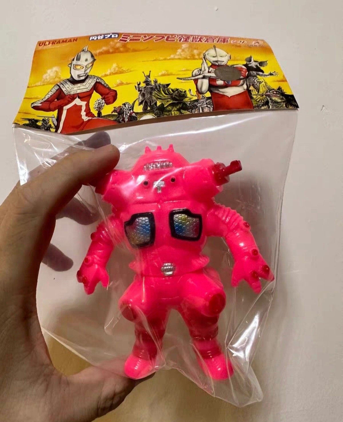 Maxtoy King Joe Pink Robot Ultraman Series Limited Sofubi