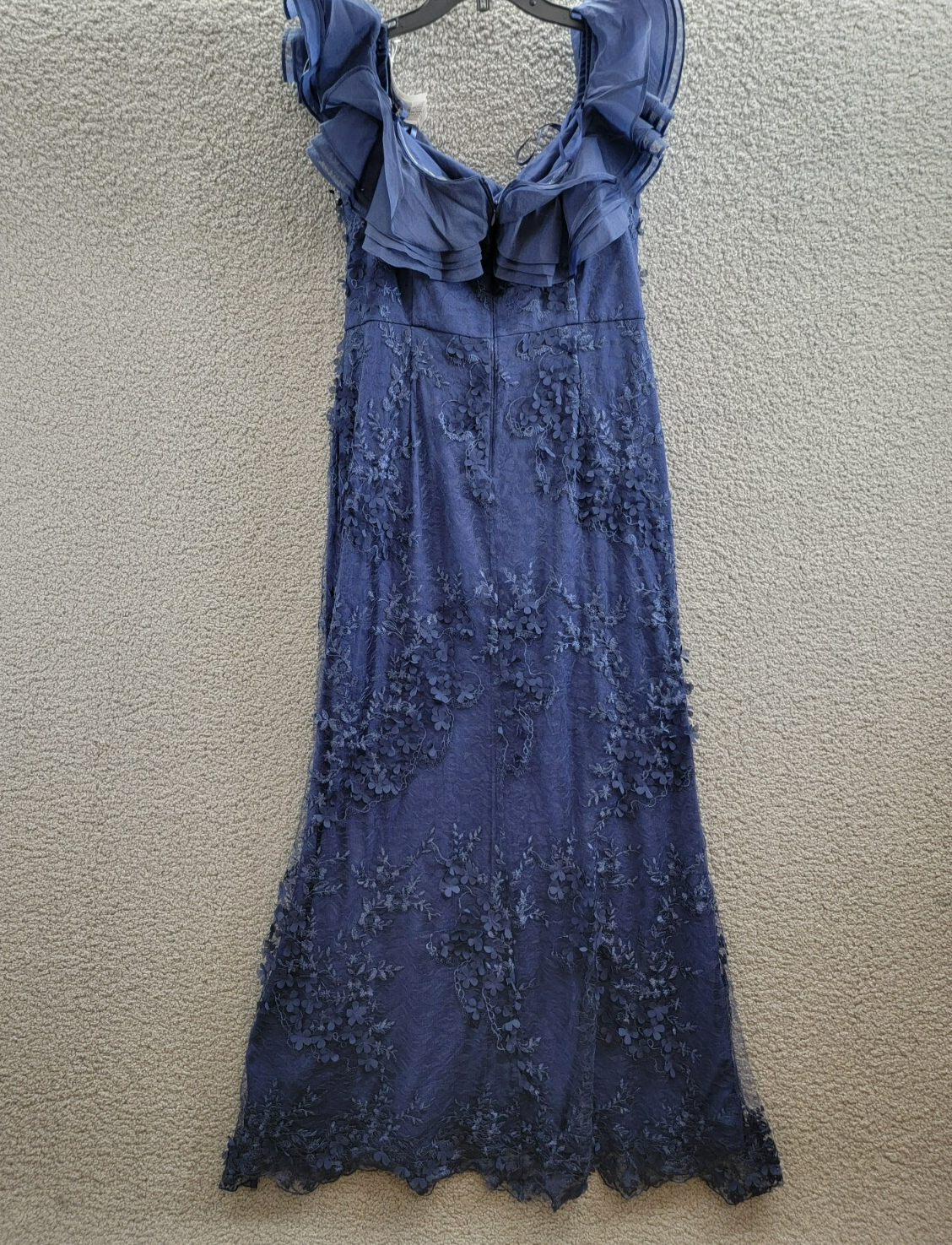 Adrianna Papell Ruffled Embroidered Mermaid Gown Women's 14 Navy 3D Floral Zip - Picture 9 of 17