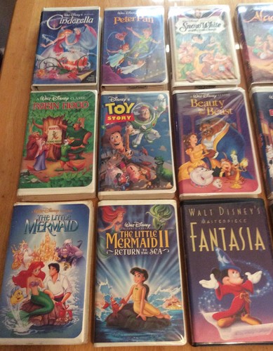 Lot Of 18 VHS Tapes..Mostly Disney plus 2 blank VHS tapes