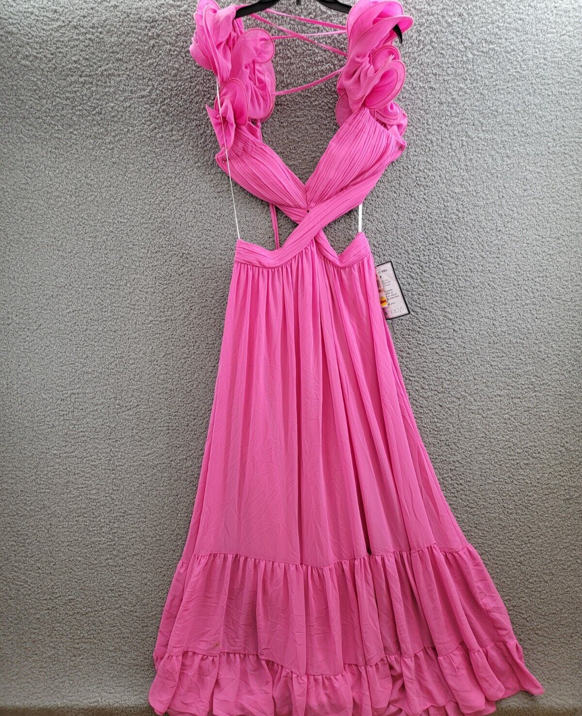 B. Darlin Ruffled Lace-Up-Back Gown Juniors 15/16 Bubblegum Sleeveless Back Zip - Picture 2 of 16
