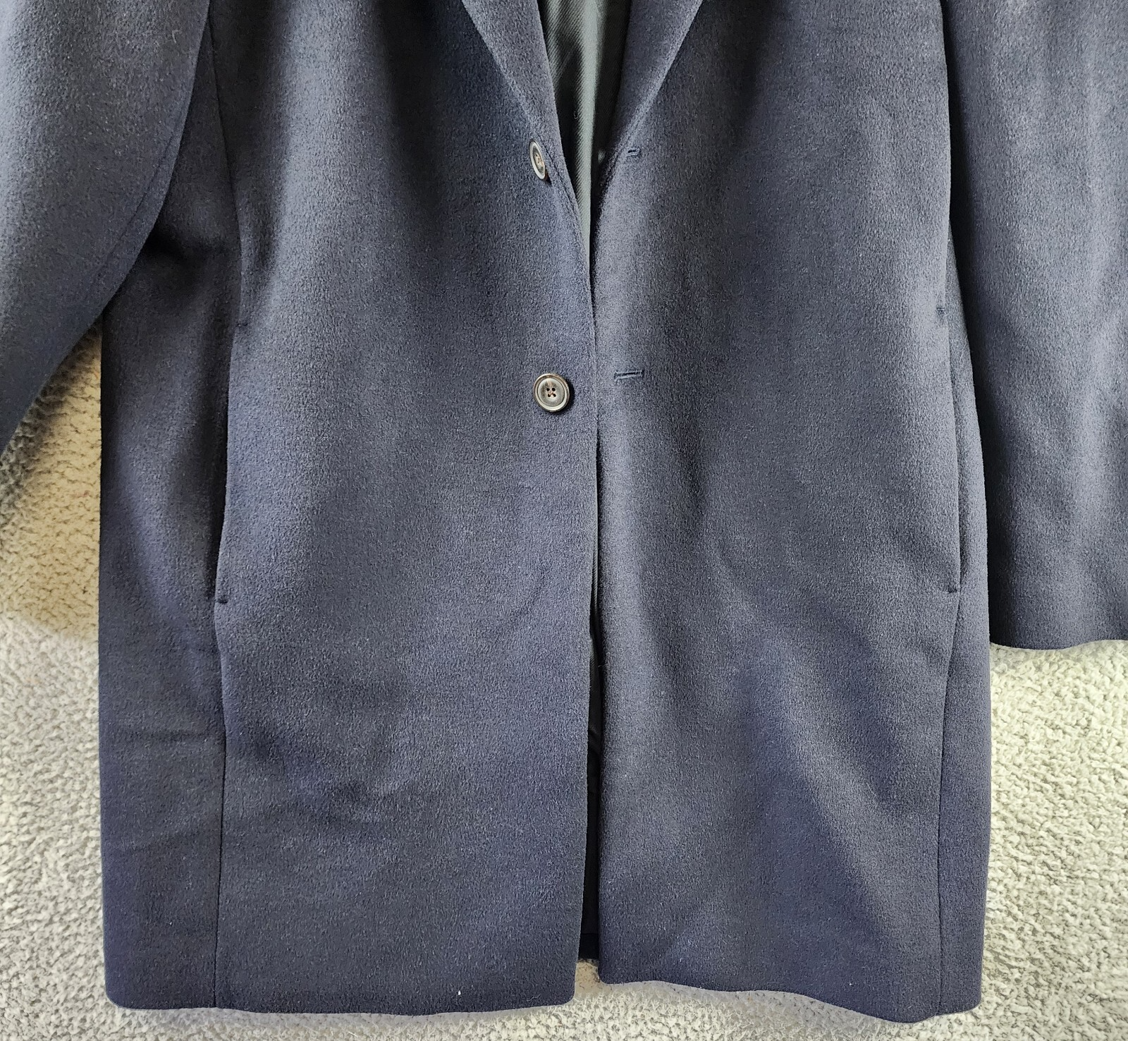 Vince Classic Button Front Overcoat Men's XL Dark Navy Notch Lapel Side Pockets - Picture 2 of 13