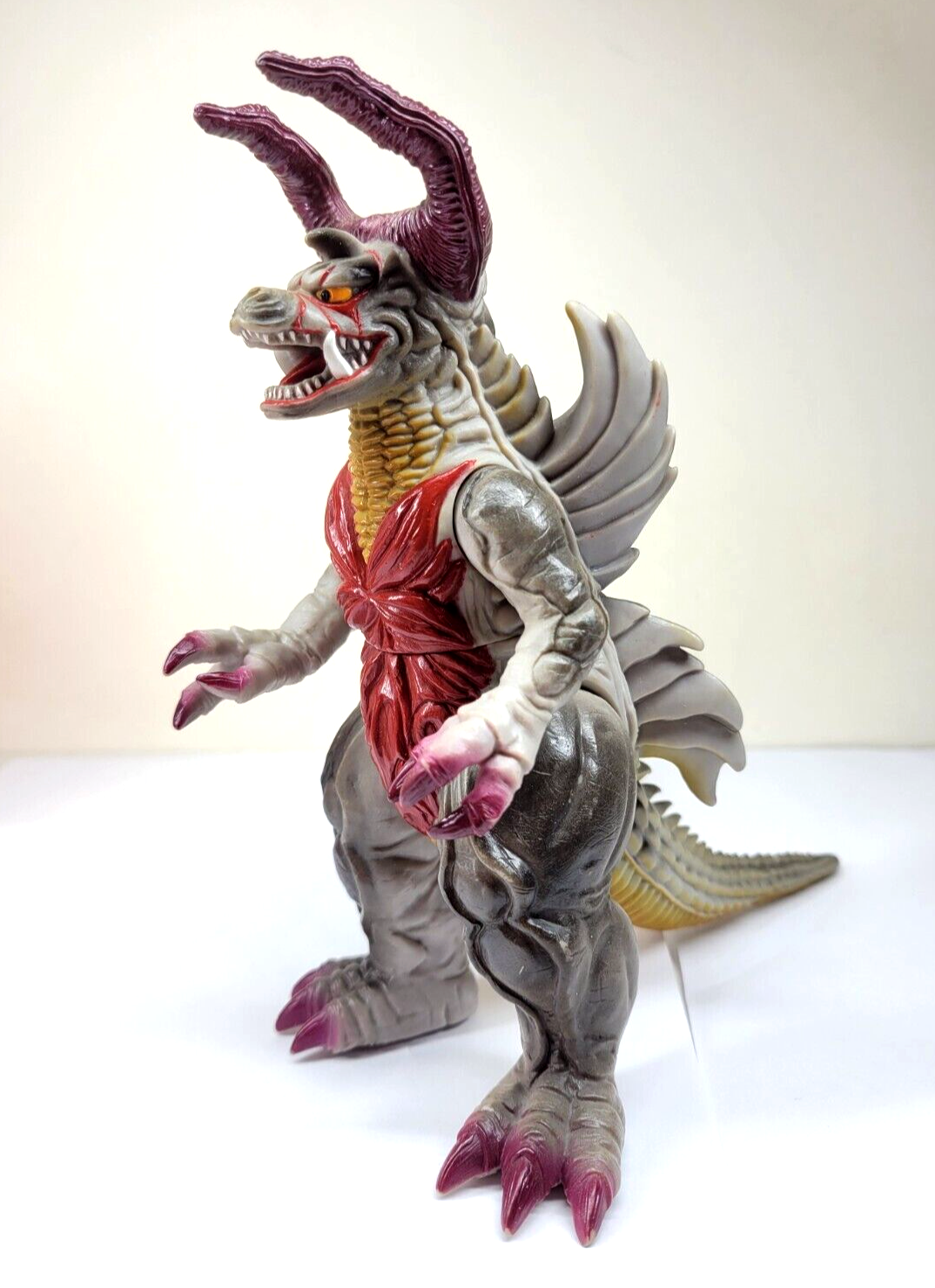 大怪獣ヨンガリ　アクション フィギュア Ultra Kaiju Advance Nijikagachi & Earth Garon Mod.2 Unit