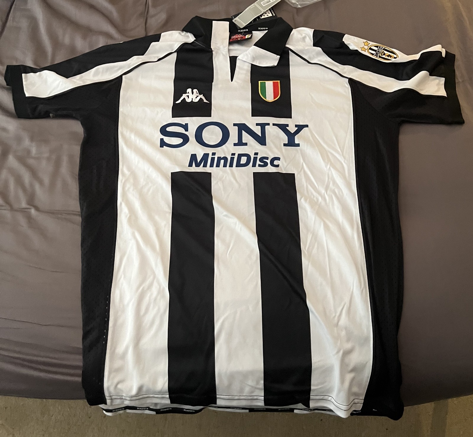 希少レア商品！Juventus ユニフォーム SONY Lサイズ Yahoo!オークション -「ユベントス ユニフォーム sony」(クラブ