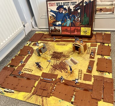 100% Complete* Vintage Timpo Fort Worth Boxed -NO DAMAGE 100% Complete* Vintage Timpo Fort Worth Boxed -NO DAMAGE