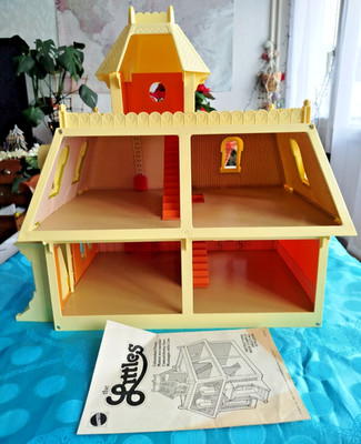 Maison de poupée " The Littles" années 80, Le manoir victorien, vide