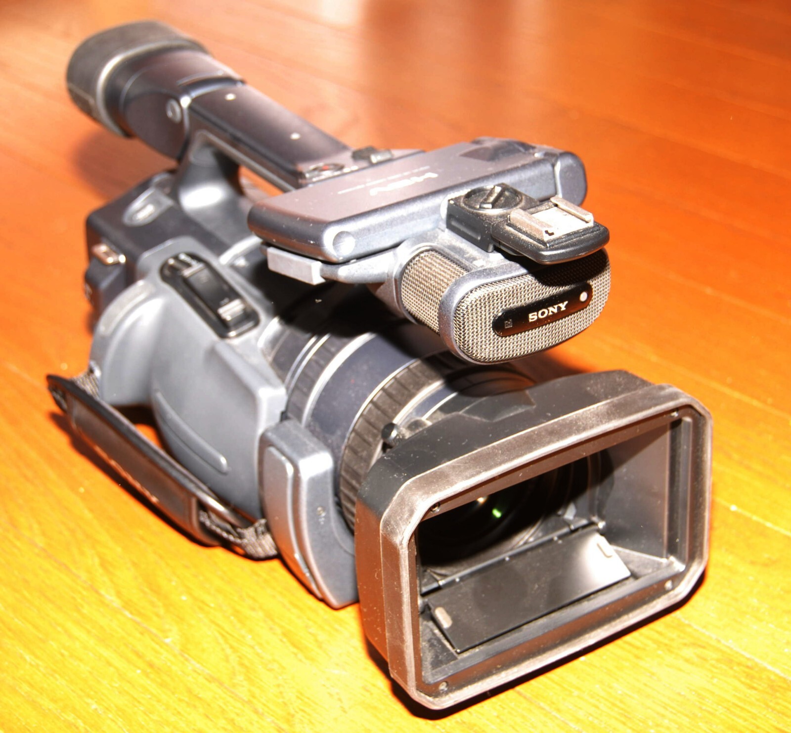 ✨SONY✨　HDR-FX1 Sony HDR-FX1 - CNET