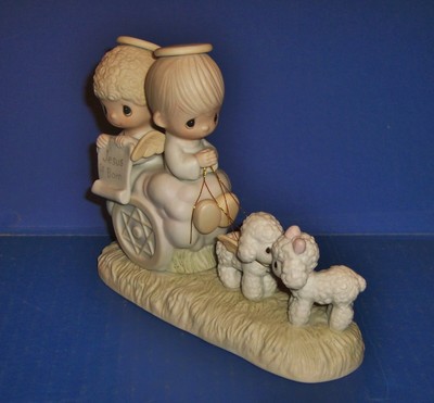Precious Moments JESUS IS BORN E-2801 MIB