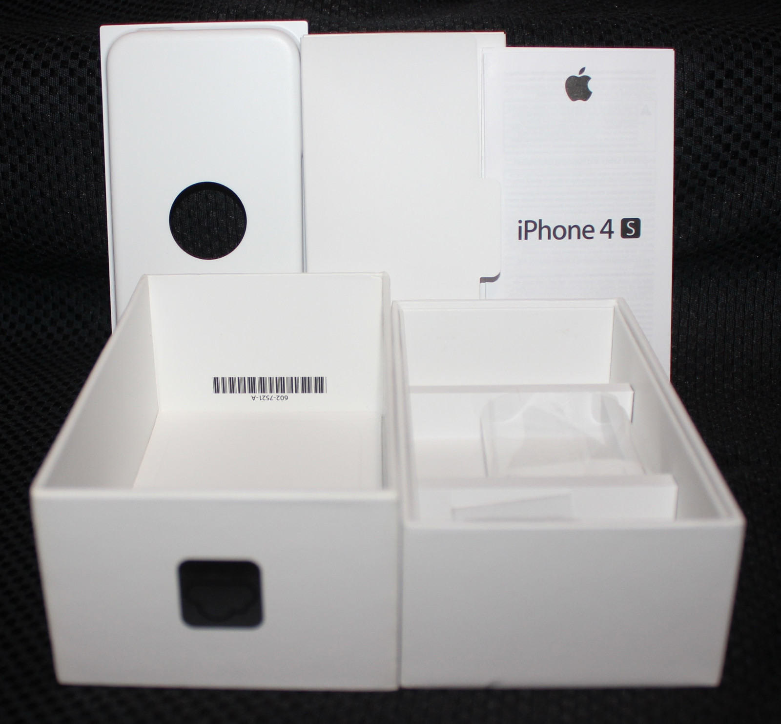 Apple iPhone 4S BOX ONLY Tray Manual 16GB Black NO PHONE NO PHONE BOX ONLY