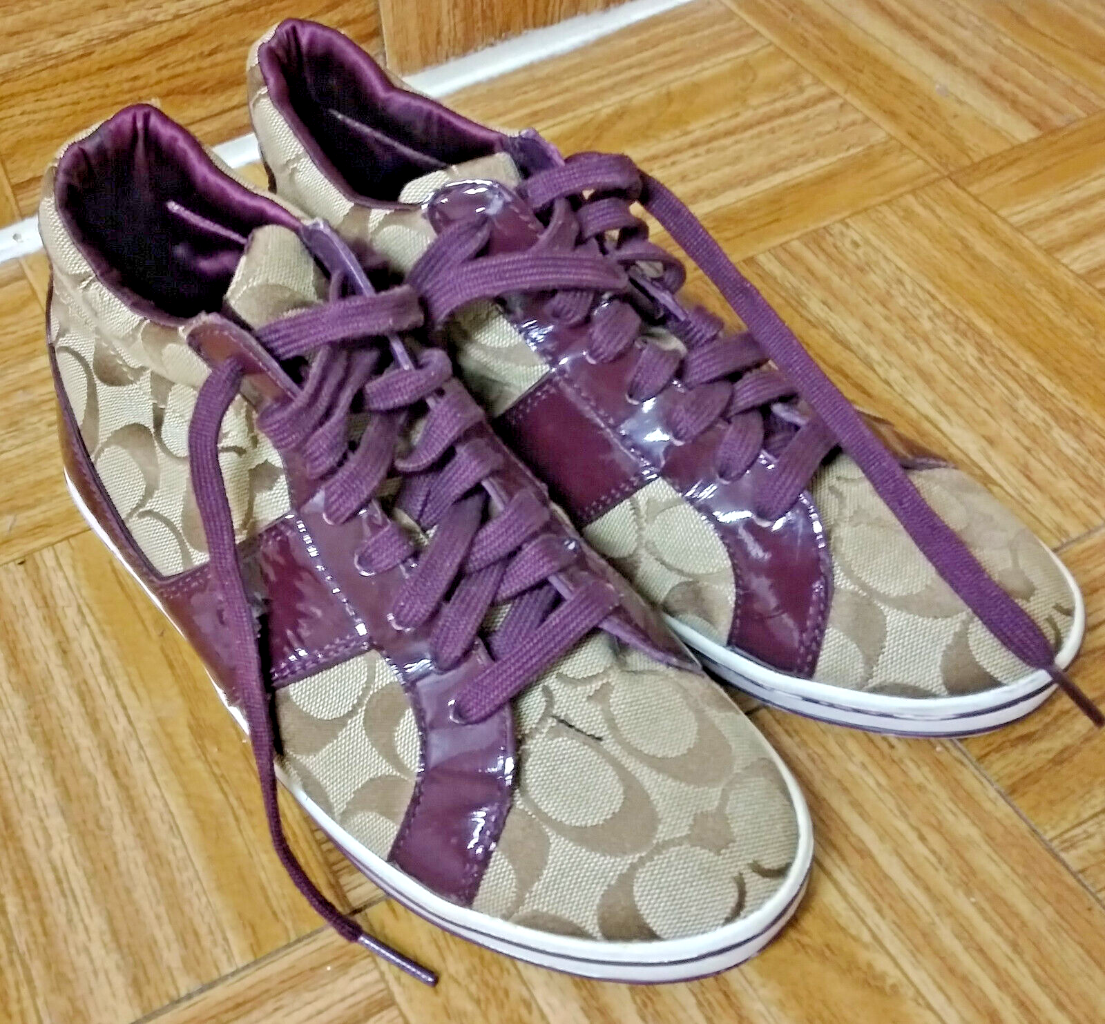 COACH パープル スエード ハイヒール COACH パープル スエード ハイヒール - 靴オンライン セール