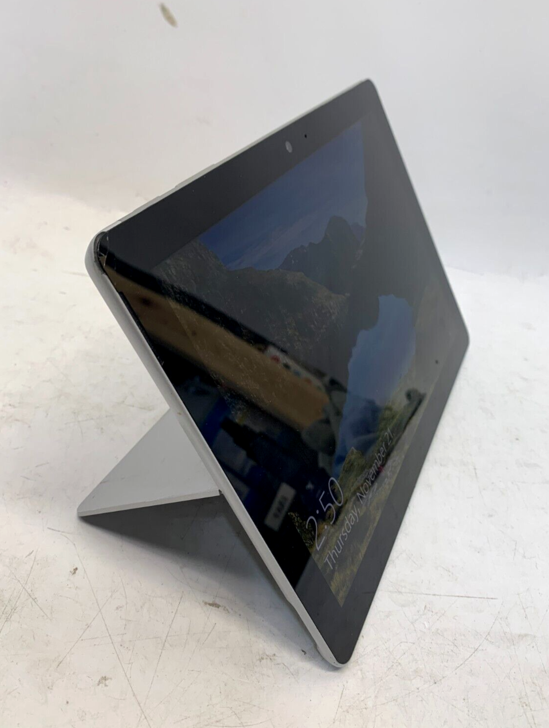 KB付　SURFACE GO 4415Y RAM:4GB SSD:64GB Amazon.com : Microsoft Surface Go (Intel Pentium Gold, 4GB