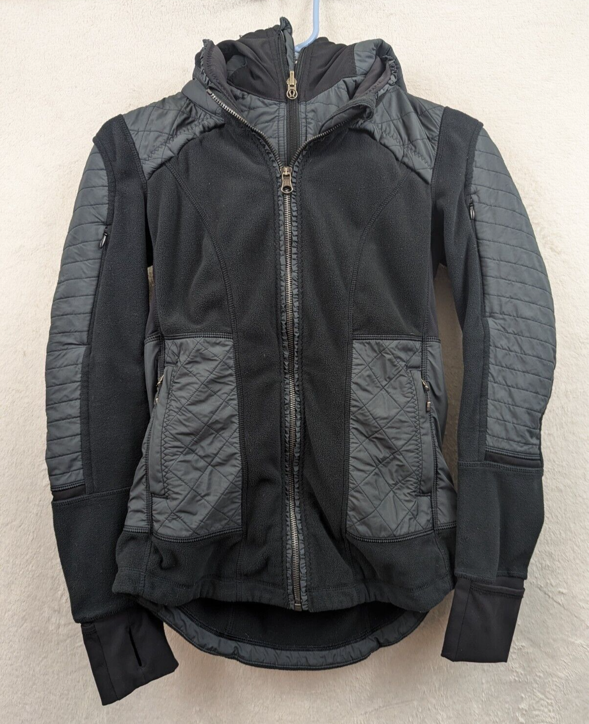 Lululemon sz 4 Fleecy Keen Hoodie Jacket black zips ls coat