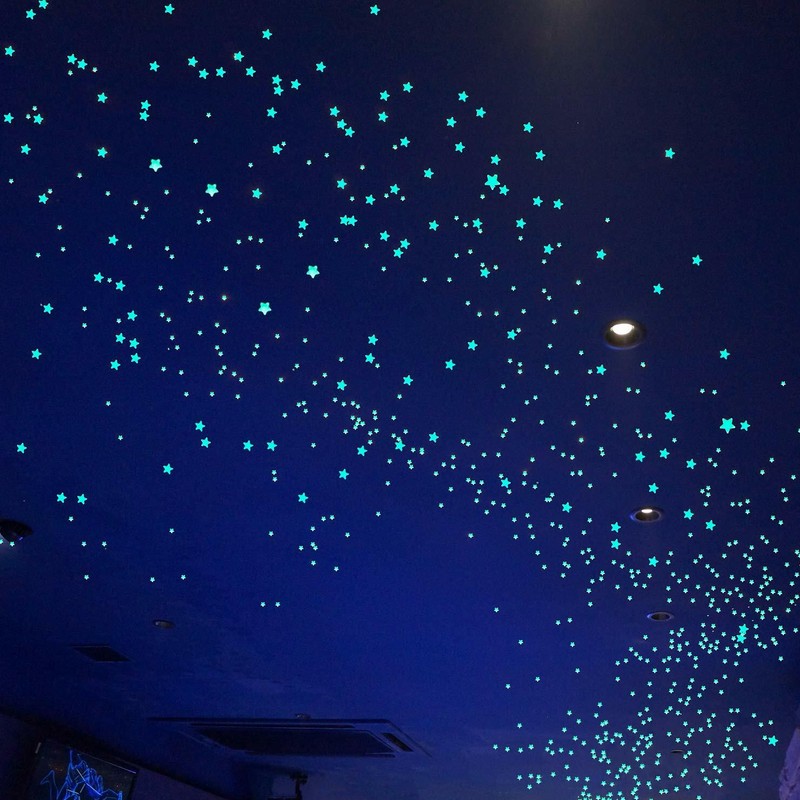 Glow in The Dark Stars Decals Decor For Ceiling 633 Pcs ...