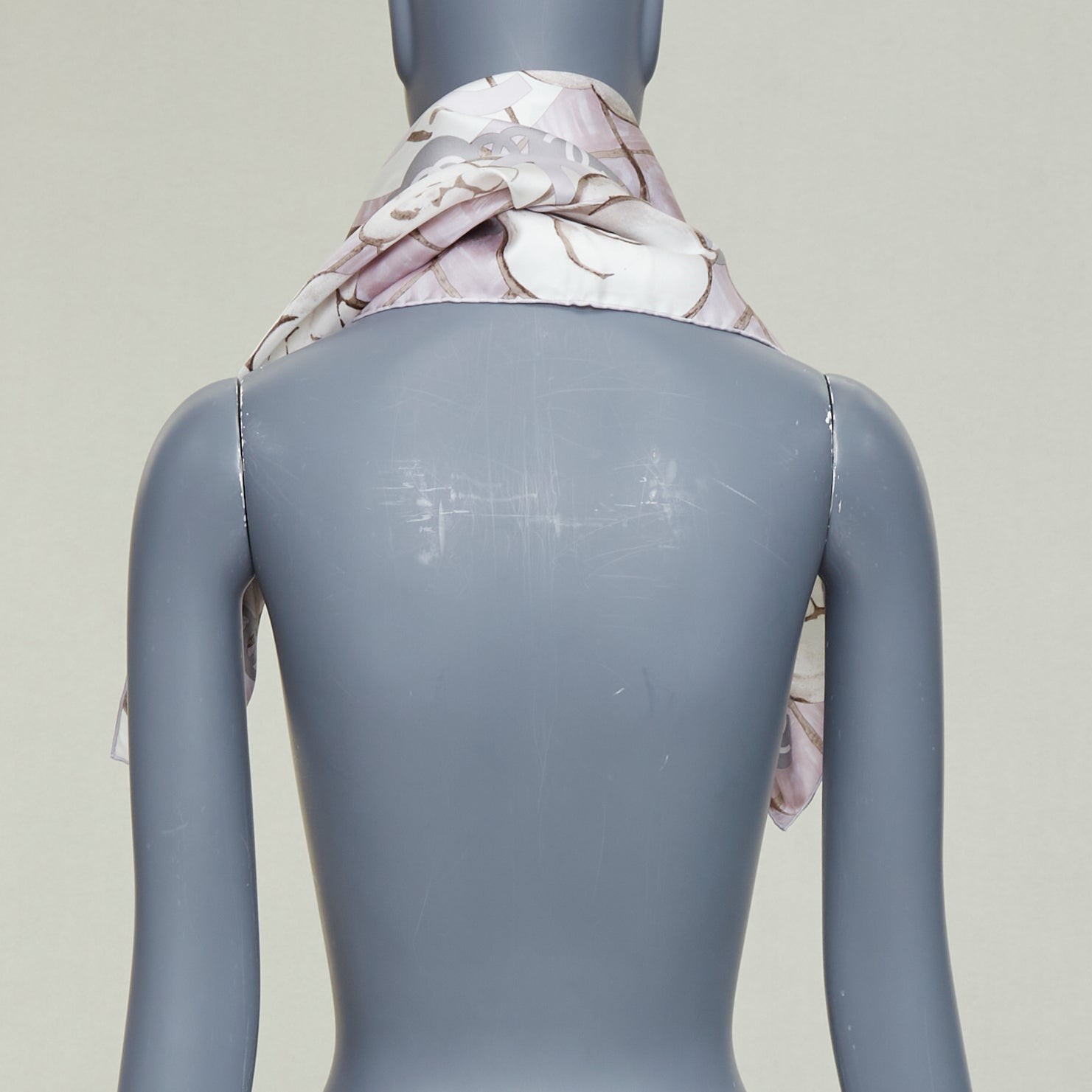 CHANEL シャネル　silk CHANEL 100% silk pink grey CC logo camellia flowers