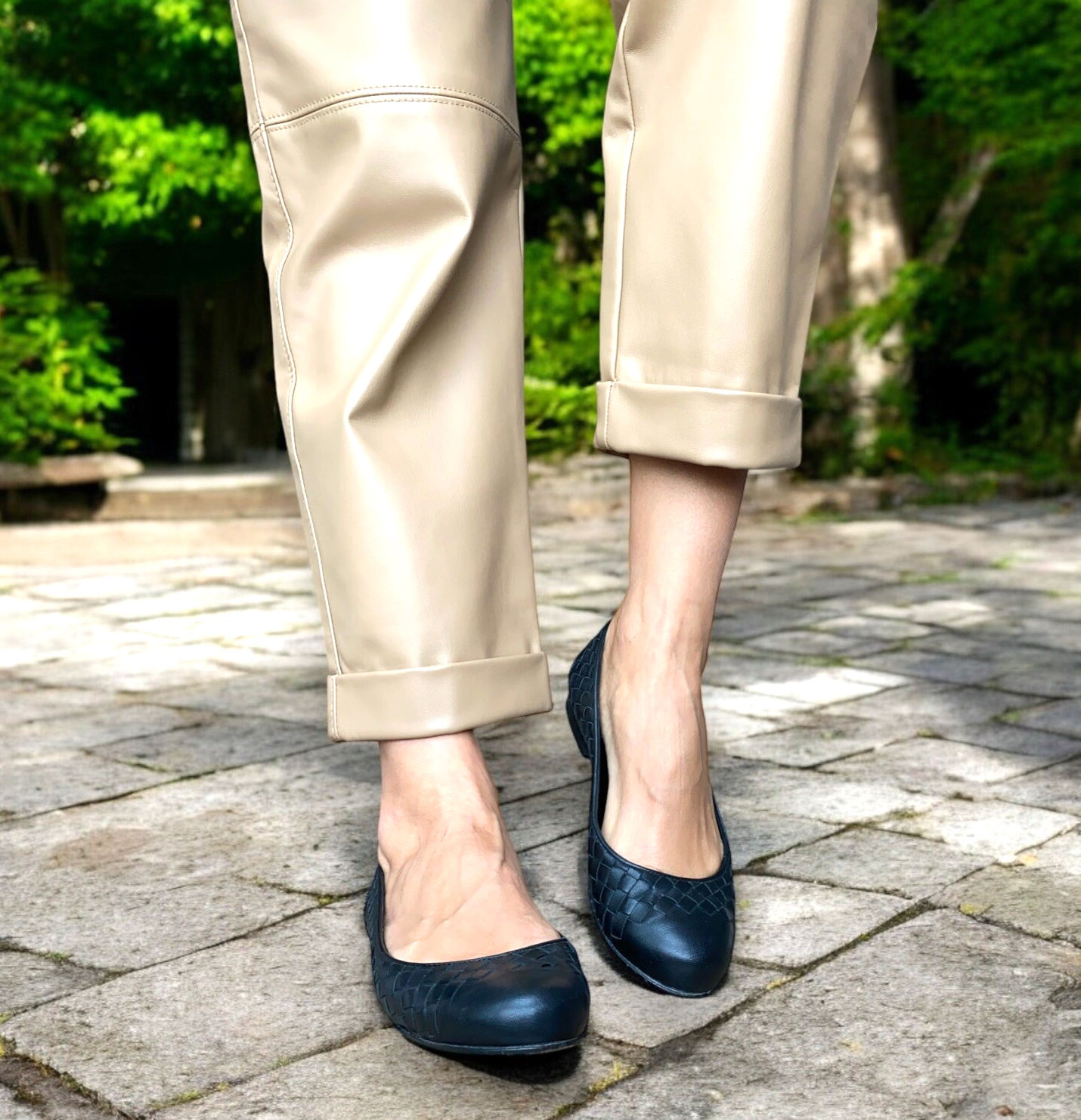 BOTTEGA VENETA Black Leather Intrecciato Cap Toe Ballet