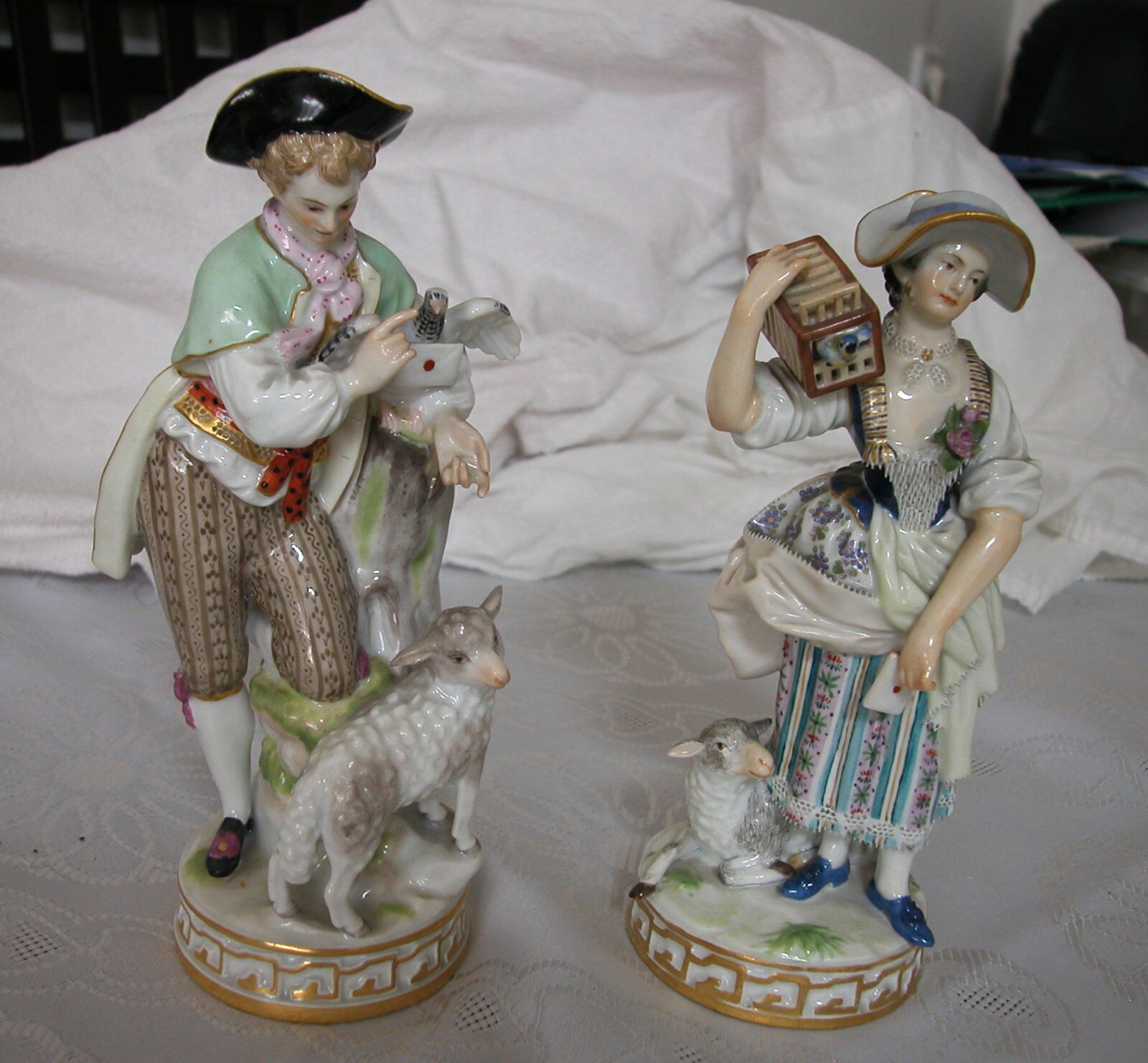 ○SHEPHERDESS○高さ２１cm○１９８７年◇ ◇ Shepherdess with Basket 1014678 – Lladro Figurine – Seaway