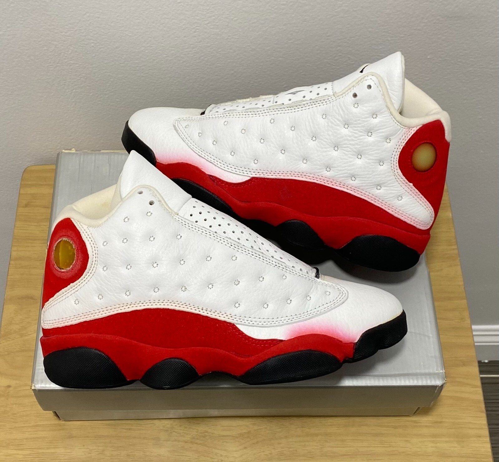 1998 Air Jordan 13 OG 'Cherry' sz 9 New VTG he got game